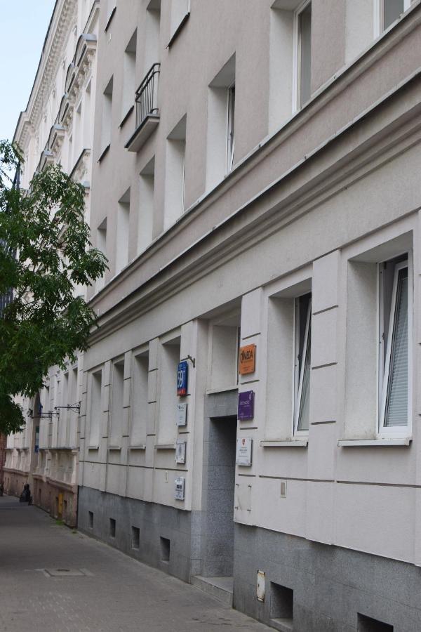 Be My Guest - Hoza Studio - Pkin Super Centrum Metro Wi-Fi Breakfast Warsaw Exterior photo